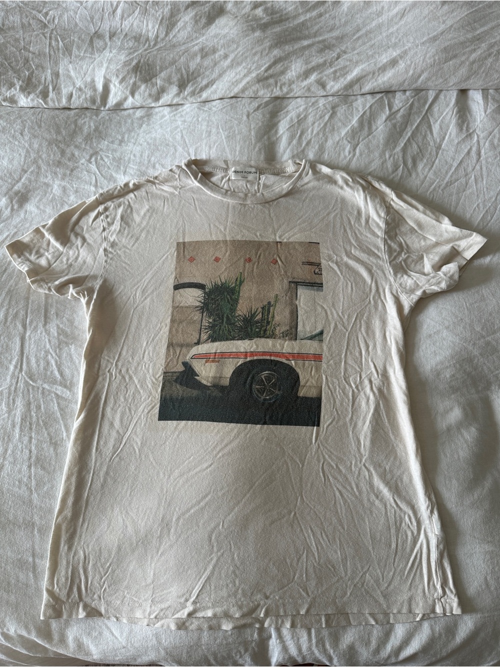 Denim Forum Graphic Cream Tee with Vintage Car Print
